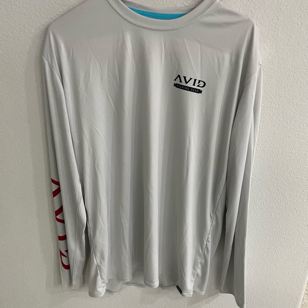 Avid fishing gear shirt